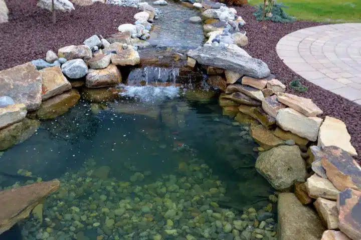 4 Beautiful Water Features to Add to Your Backyard 2